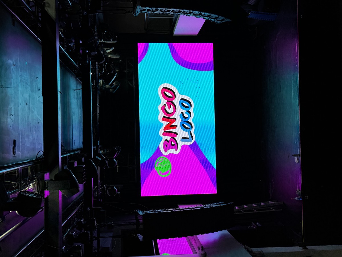 Bingo Loco LED screen showing colorful brand content, close-up
